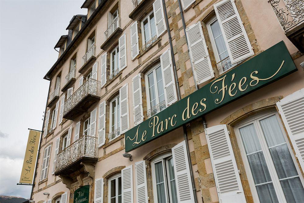 Le Parc Des Fees Hotel Retaurant & Spa La Bourboule Bagian luar foto